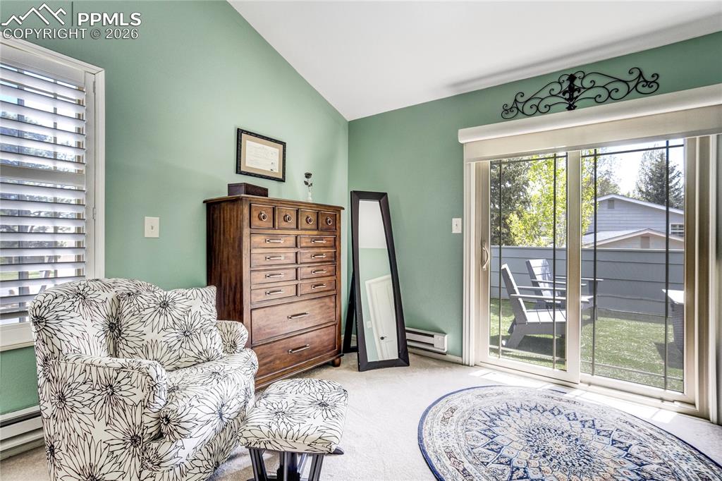 Image 25 of 50: Bedroom