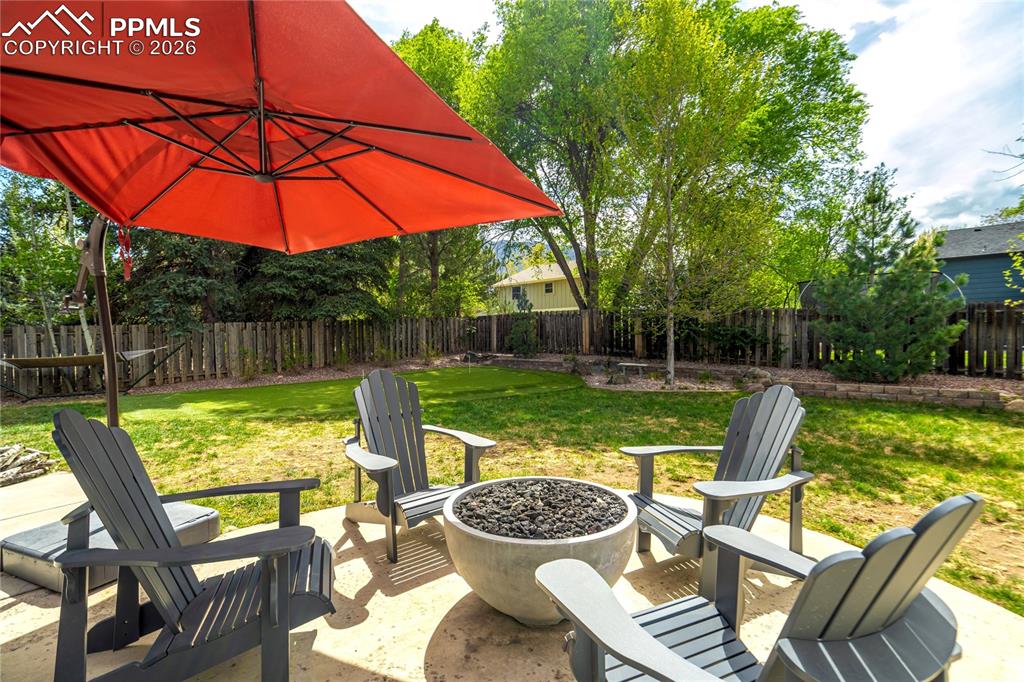 Image 46 of 50: Back of Structure