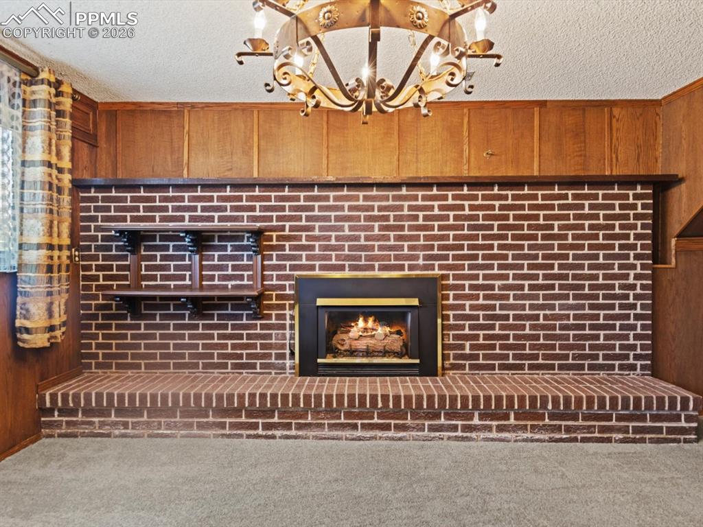 Image 17 of 29: Family Room