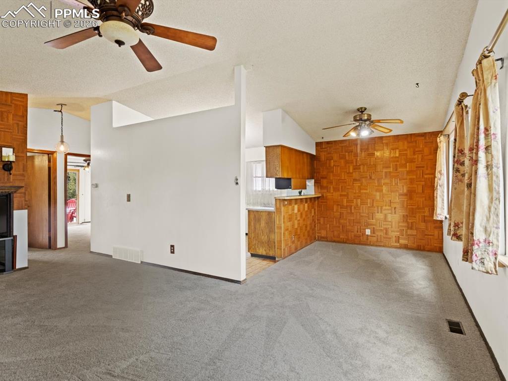 Image 6 of 29: Dining Room