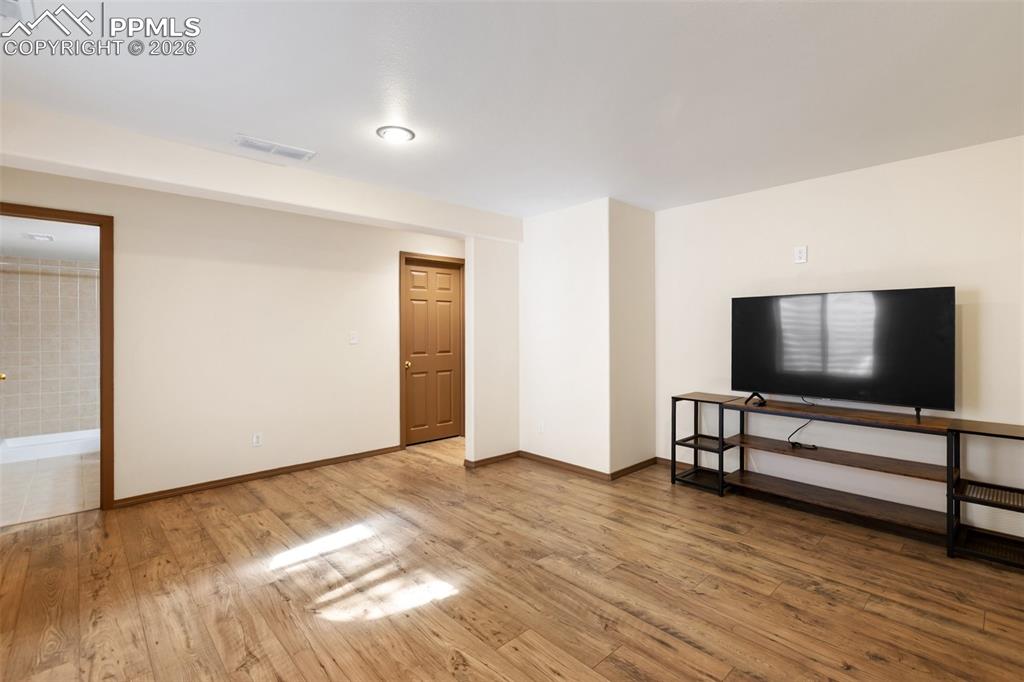 Image 11 of 28: No Description Available