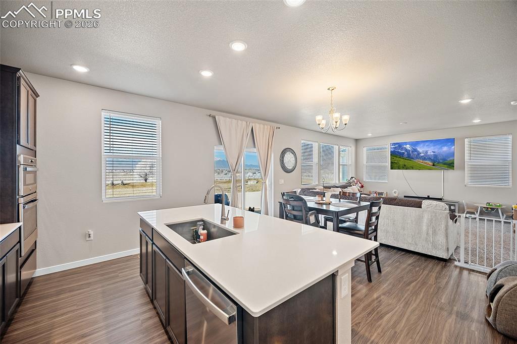 Image 12 of 43: Kitchen