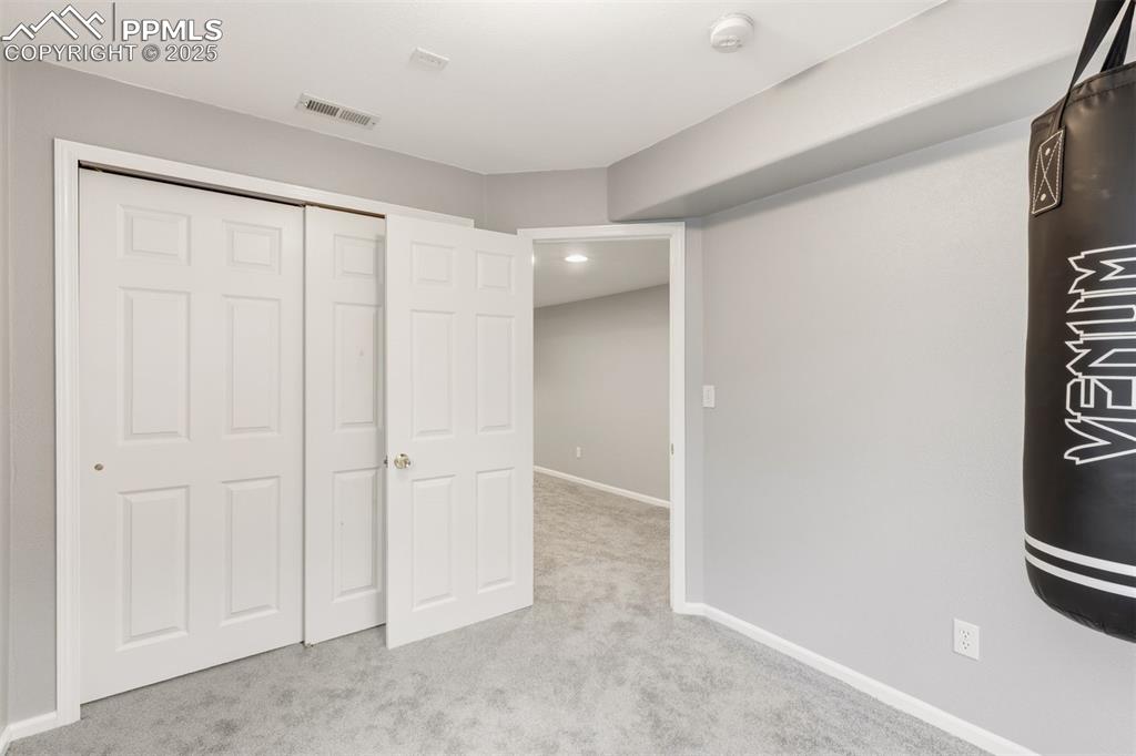 Image 37 of 46: Bedroom