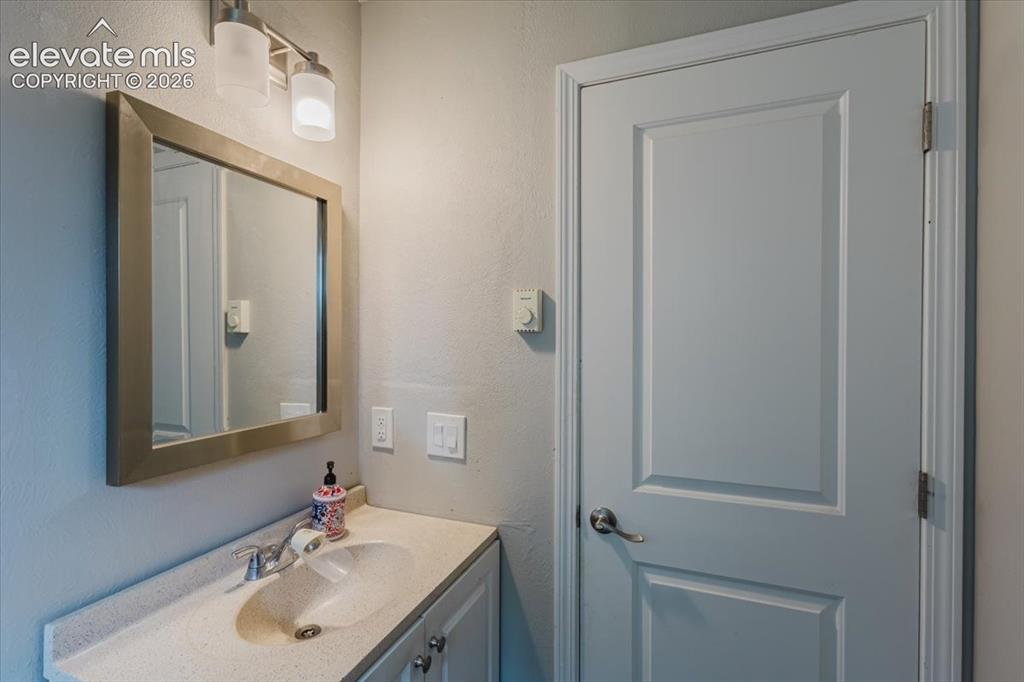 Image 11 of 37: Bathroom