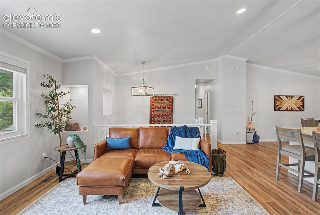 Image 8 of 50: Great Room