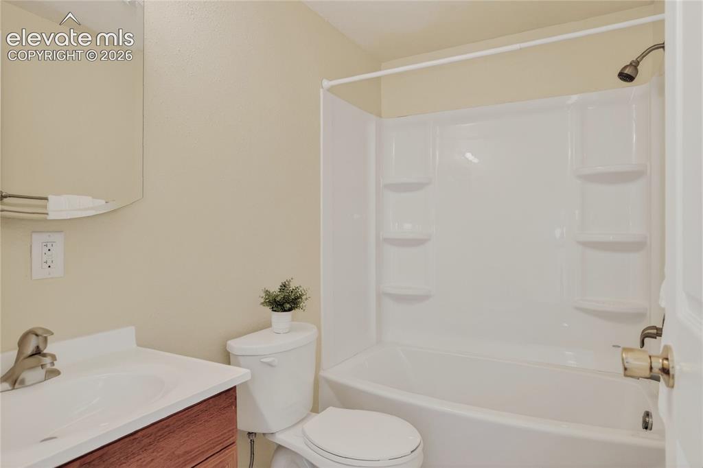 Image 21 of 24: Full guest bath - lower level