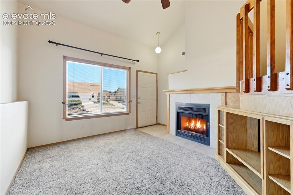 Image 15 of 41: Living Room