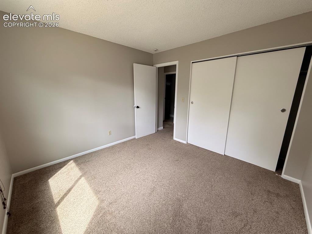 Image 17 of 33: Bedroom