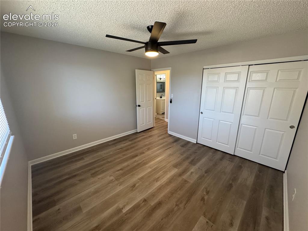 Image 17 of 42: Bedroom