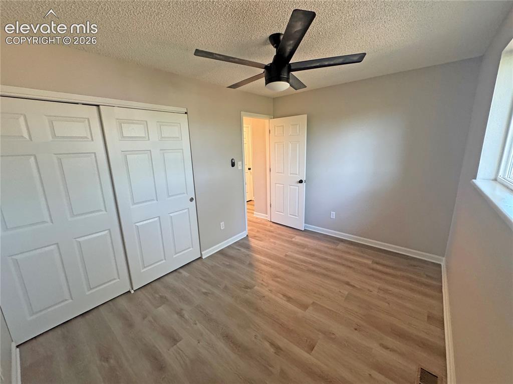 Image 19 of 42: Bedroom