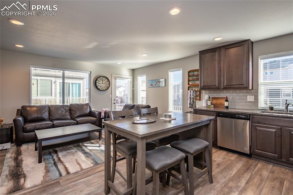 Image 13 of 34: Kitchen