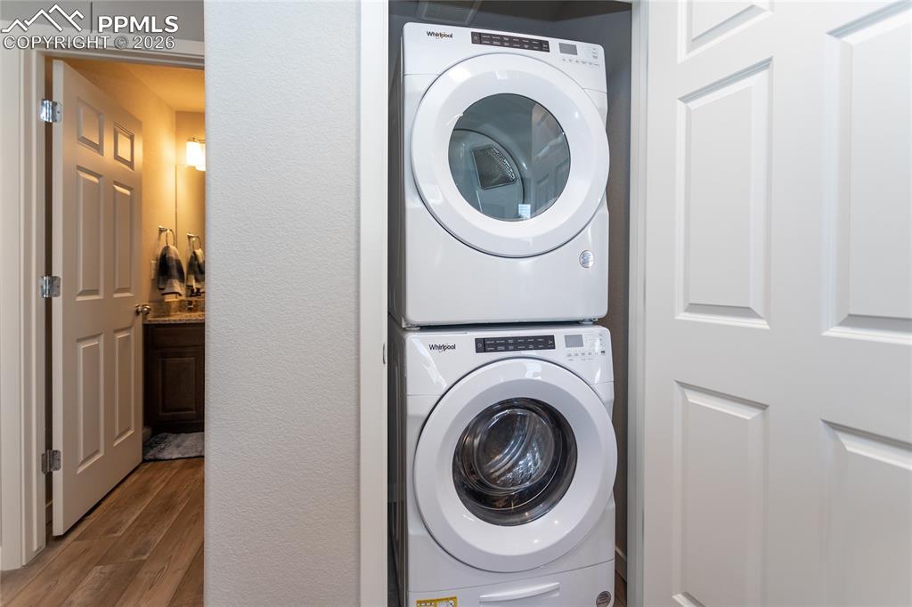 Image 19 of 34: Laundry