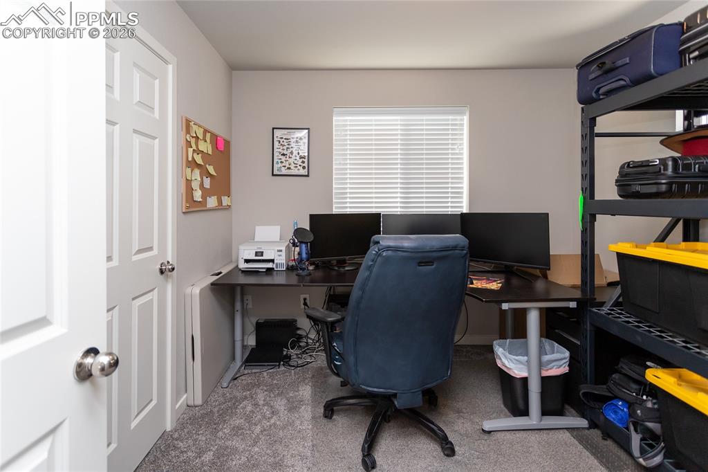 Image 21 of 34: Bedroom