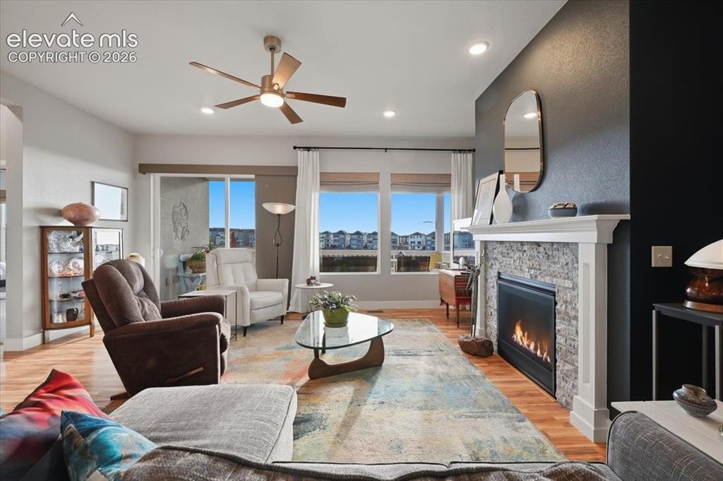 Image 10 of 39: Living Room