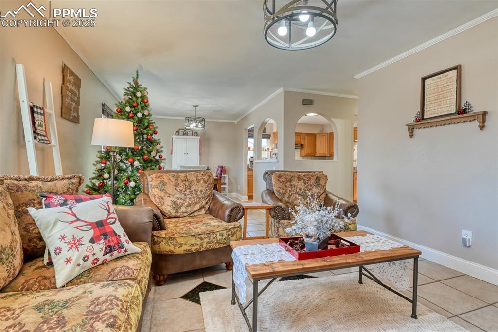 Image 10 of 39: Living Room