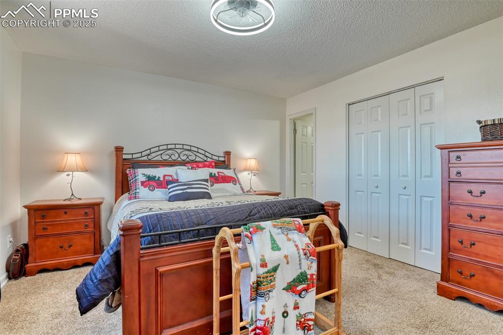 Image 19 of 39: Bedroom