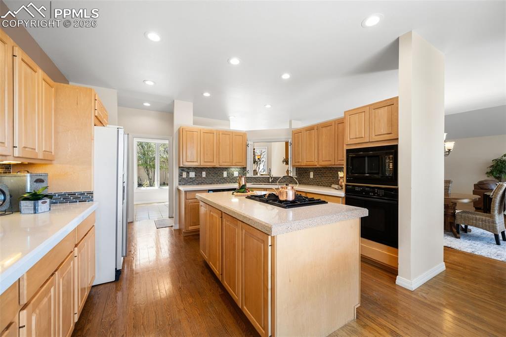 Image 11 of 50: No Description Available