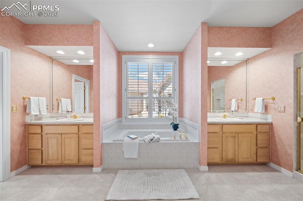 Image 22 of 50: No Description Available