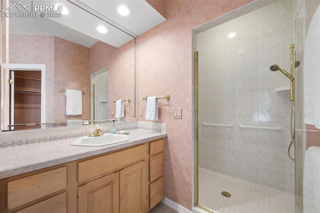 Image 24 of 50: No Description Available