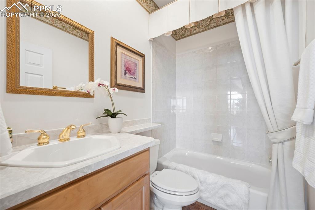 Image 29 of 50: No Description Available