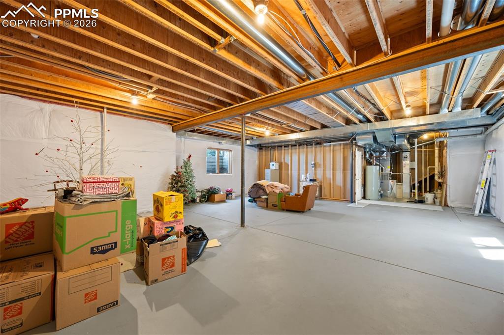 Image 36 of 50: No Description Available