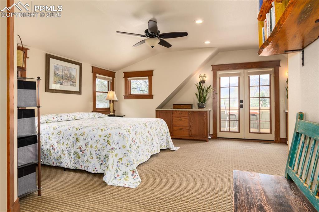 Image 21 of 49: Bedroom