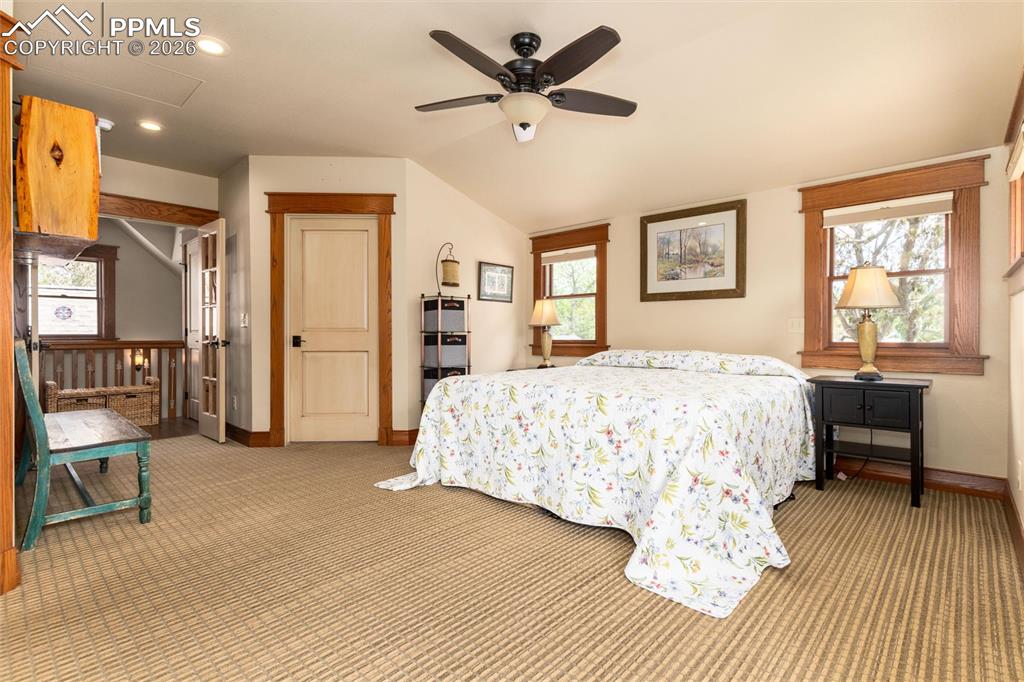 Image 22 of 49: Bedroom