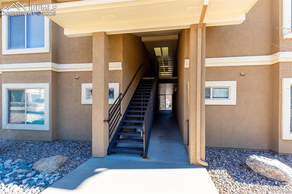 Image 2 of 26: Entry