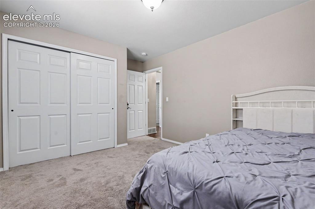 Image 21 of 40: Bedroom