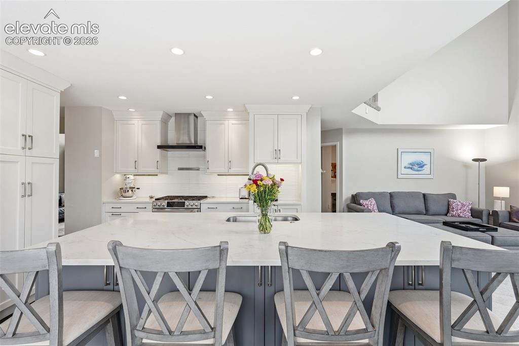 Image 13 of 50: Recessed and under cabinet lighting