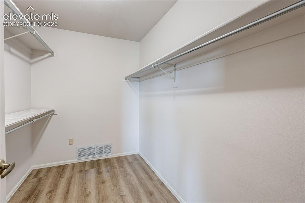 Image 17 of 41: Closet
