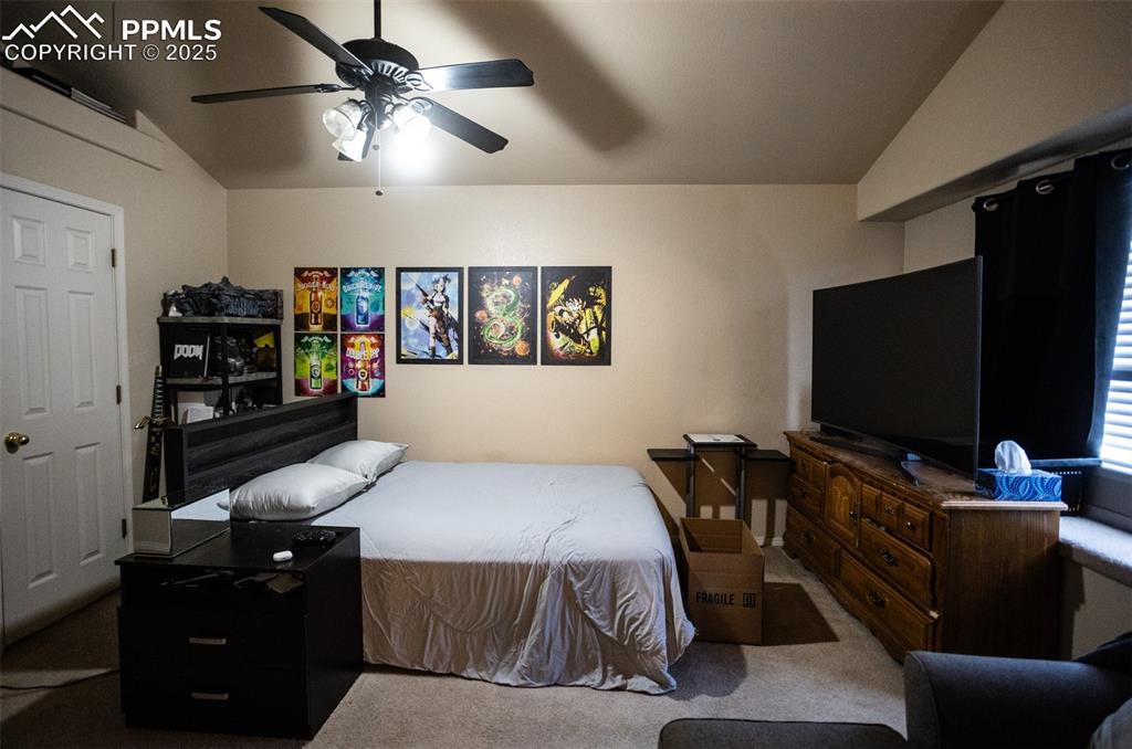 Image 19 of 30: Master Bedroom