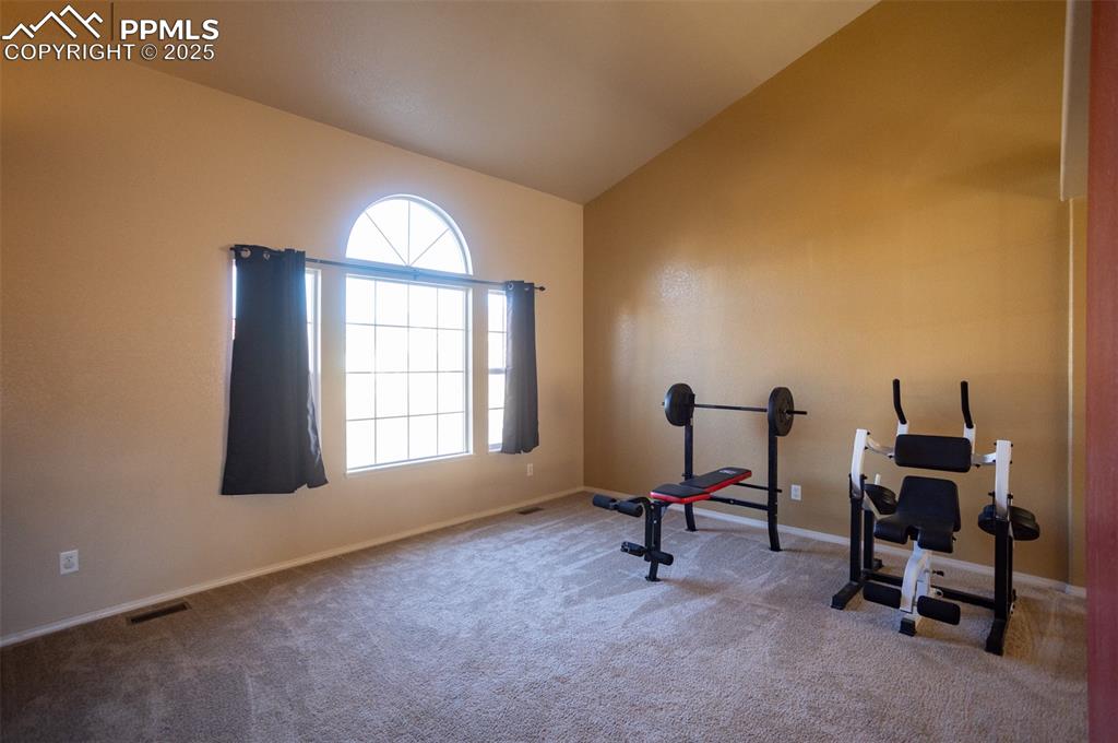 Image 5 of 30: Living Room