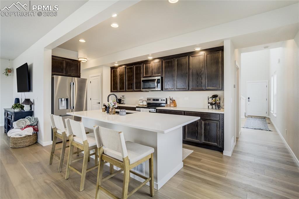 Image 14 of 35: Kitchen