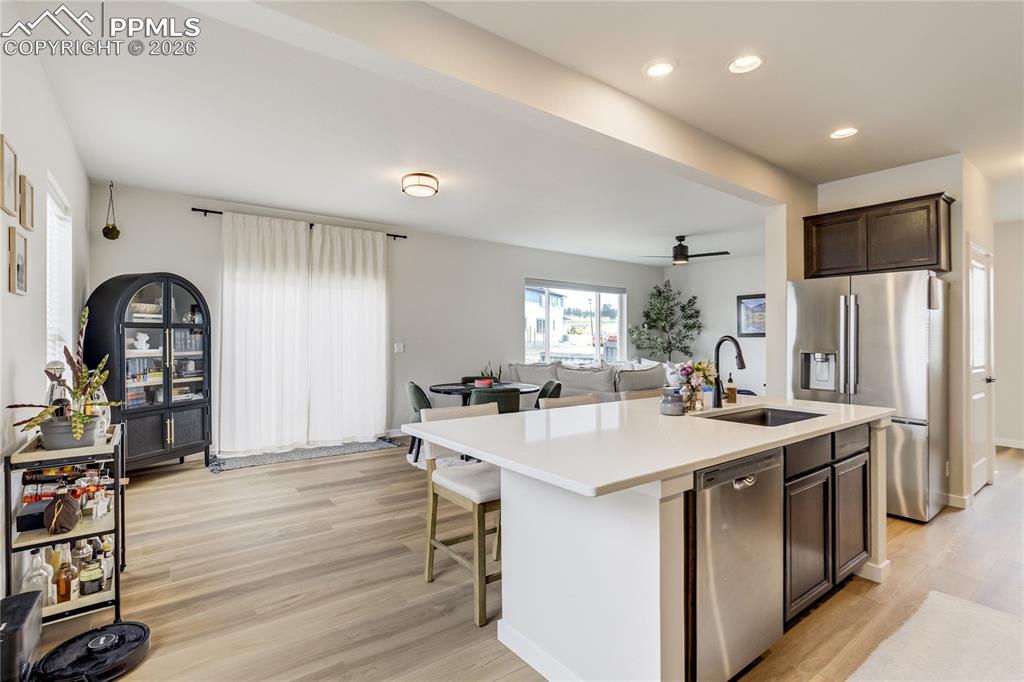 Image 15 of 35: Kitchen