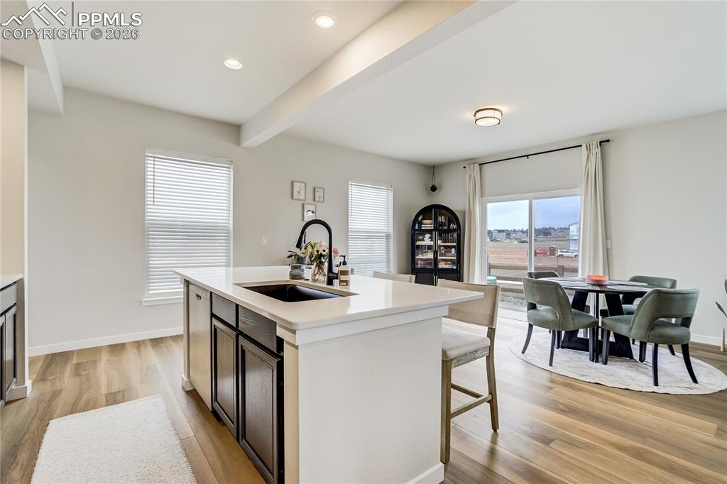 Image 18 of 35: Kitchen