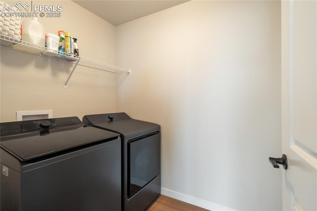 Image 34 of 35: Laundry