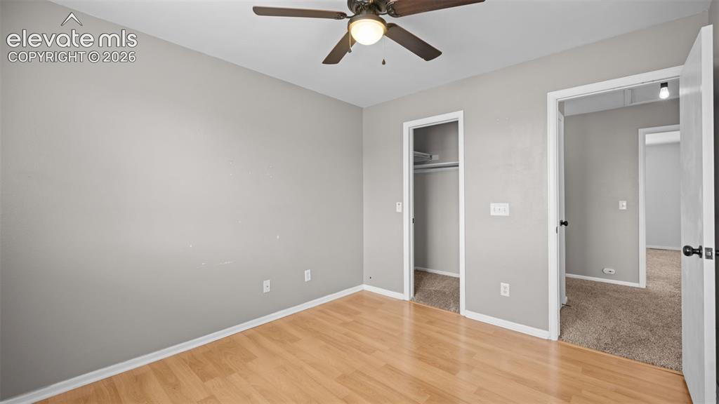 Image 18 of 33: Bedroom