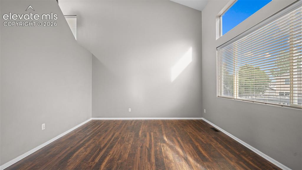 Image 6 of 33: Living Room