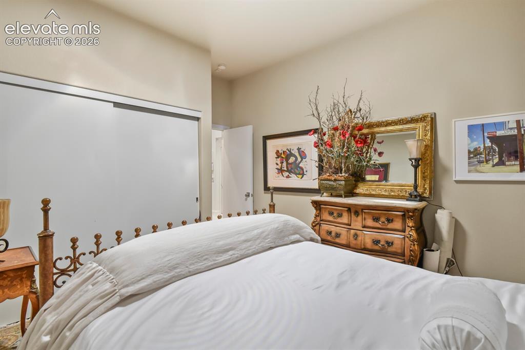 Image 18 of 29: 2nd Bedroom