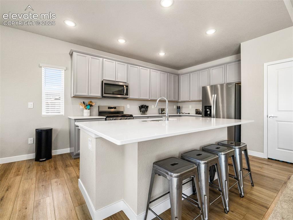 Image 15 of 22: Kitchen