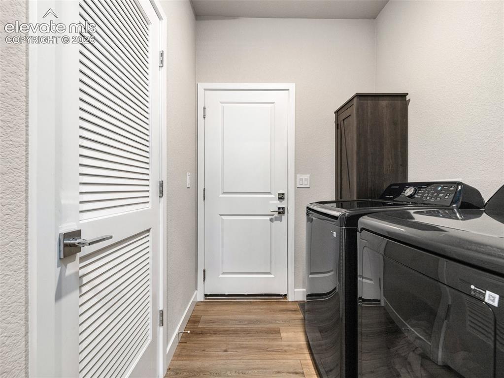 Image 9 of 22: Laundry