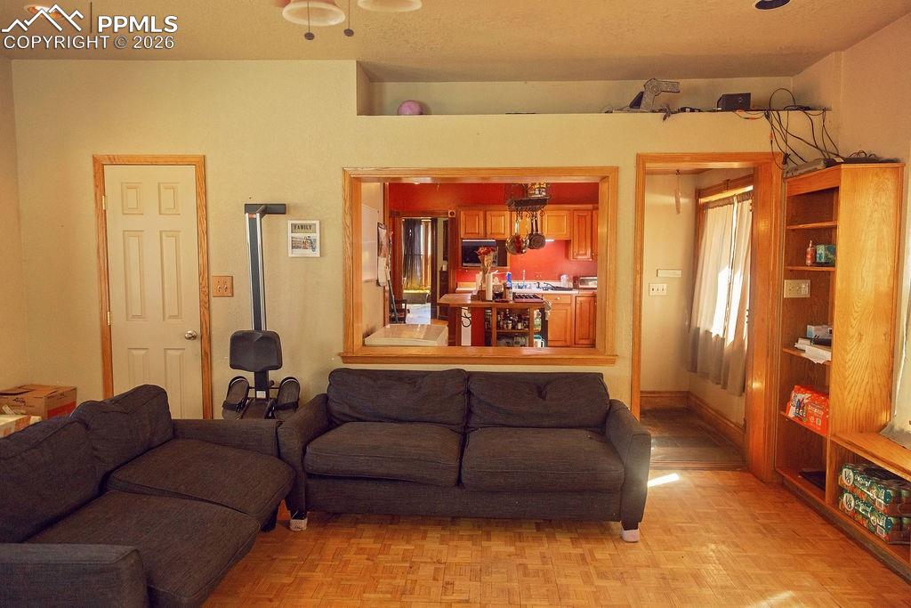 Image 21 of 38: Family Room Looking Towards Kitchen