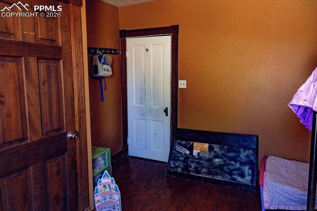 Image 32 of 38: Bedroom #3