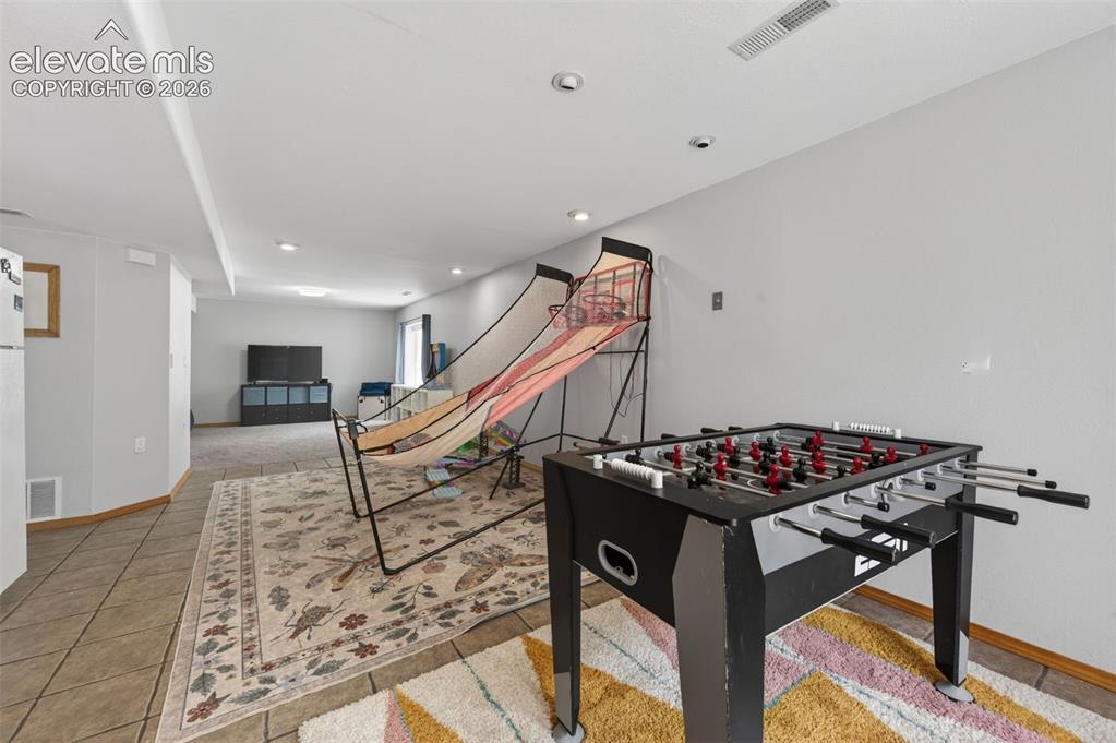 Image 32 of 41: Game Room