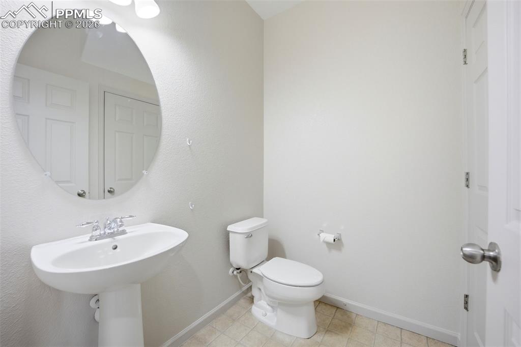 Image 13 of 30: Bathroom