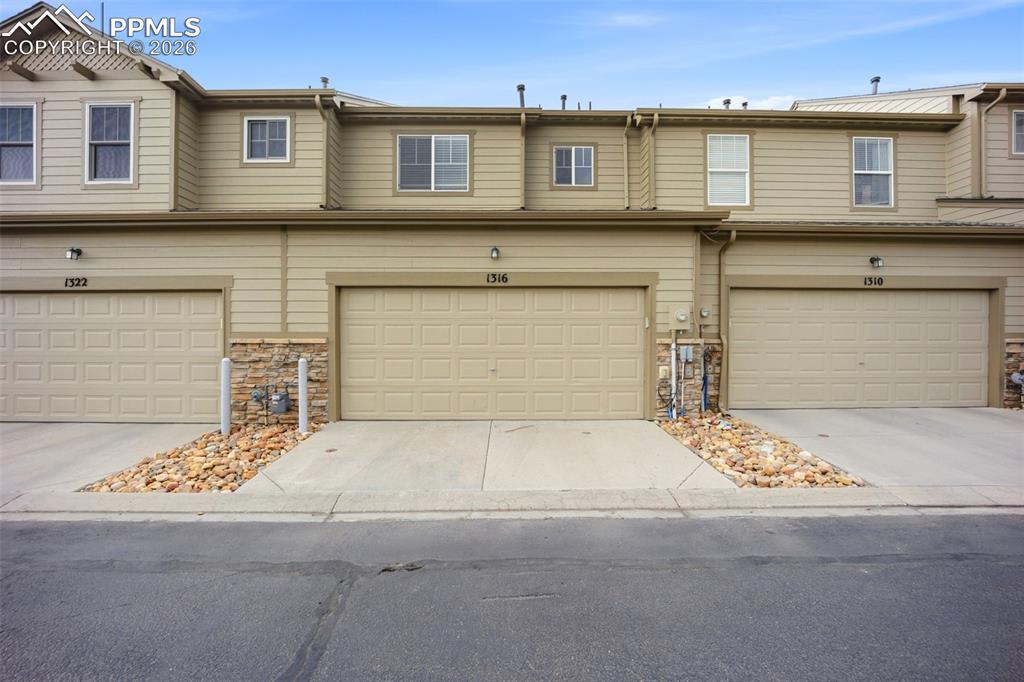 Image 26 of 30: Front of Structure