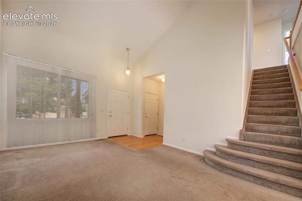 Image 4 of 37: Entry