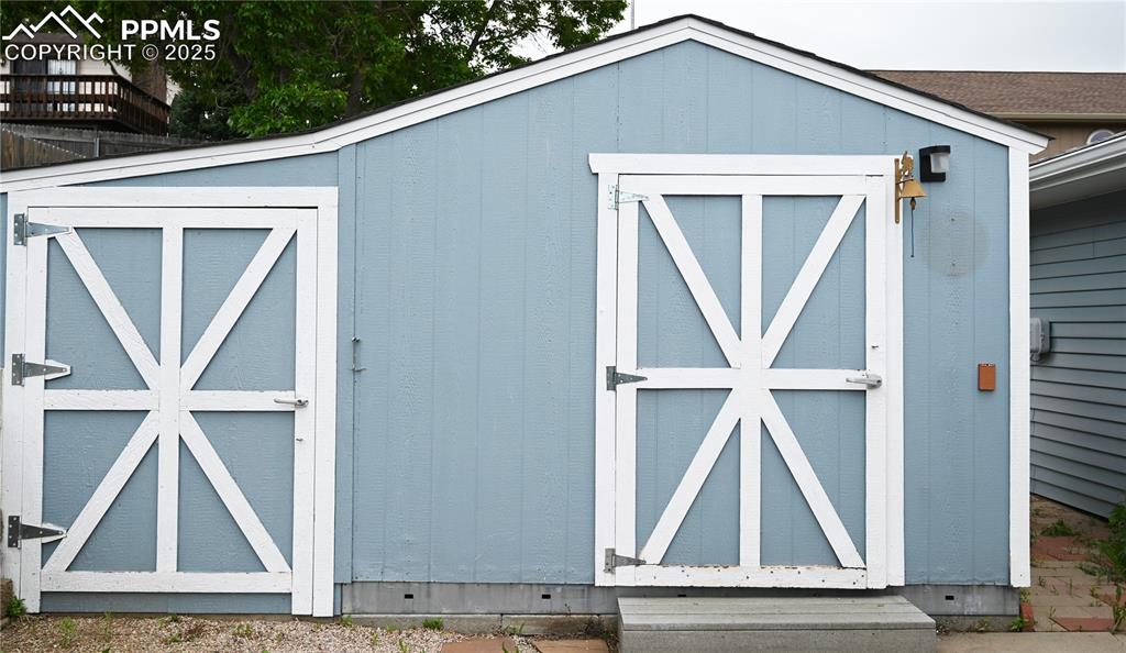 Image 3 of 17: View of shed