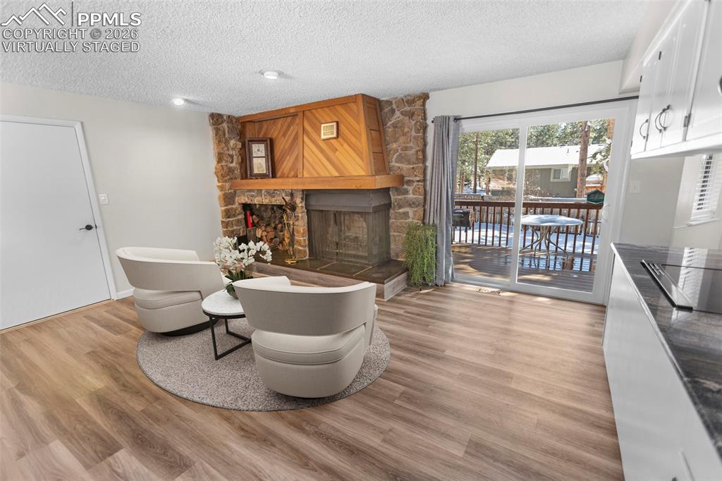 Image 3 of 31: Back of Structure